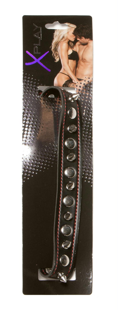 85%pvc 15%polyester Knit: 100% Polyester
Coating- Outer Layer: Polyurethane
Middle Layer: Polyvinyl Chloride X-play Spiked Collar O-s Black